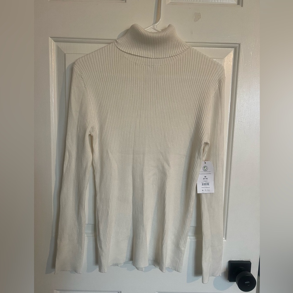 Women's Cream Turtleneck Sweater